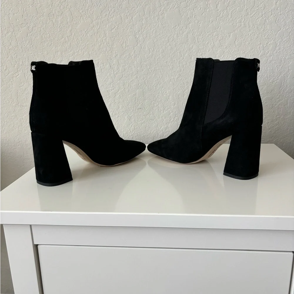 Sam Edelman Chiara Suede Black Booties size 9.5